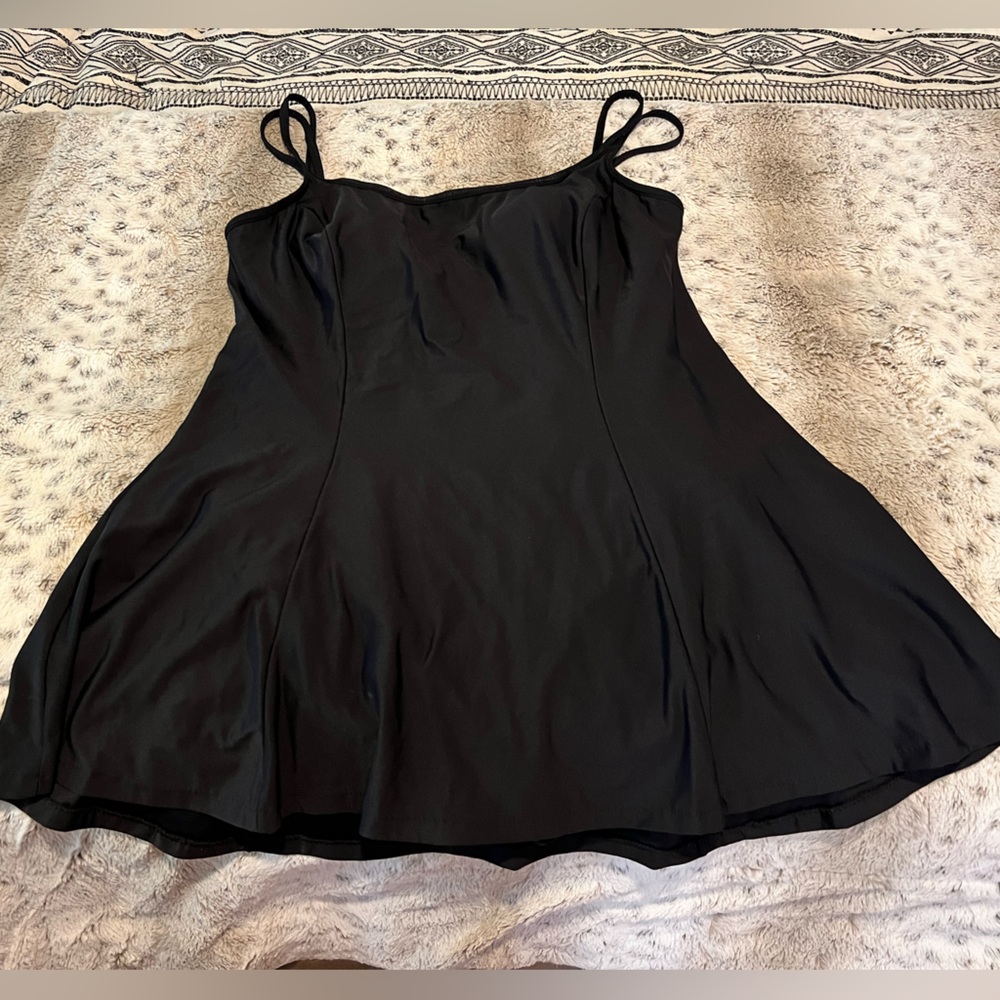 Size 16 one piece black skirt bathing suit